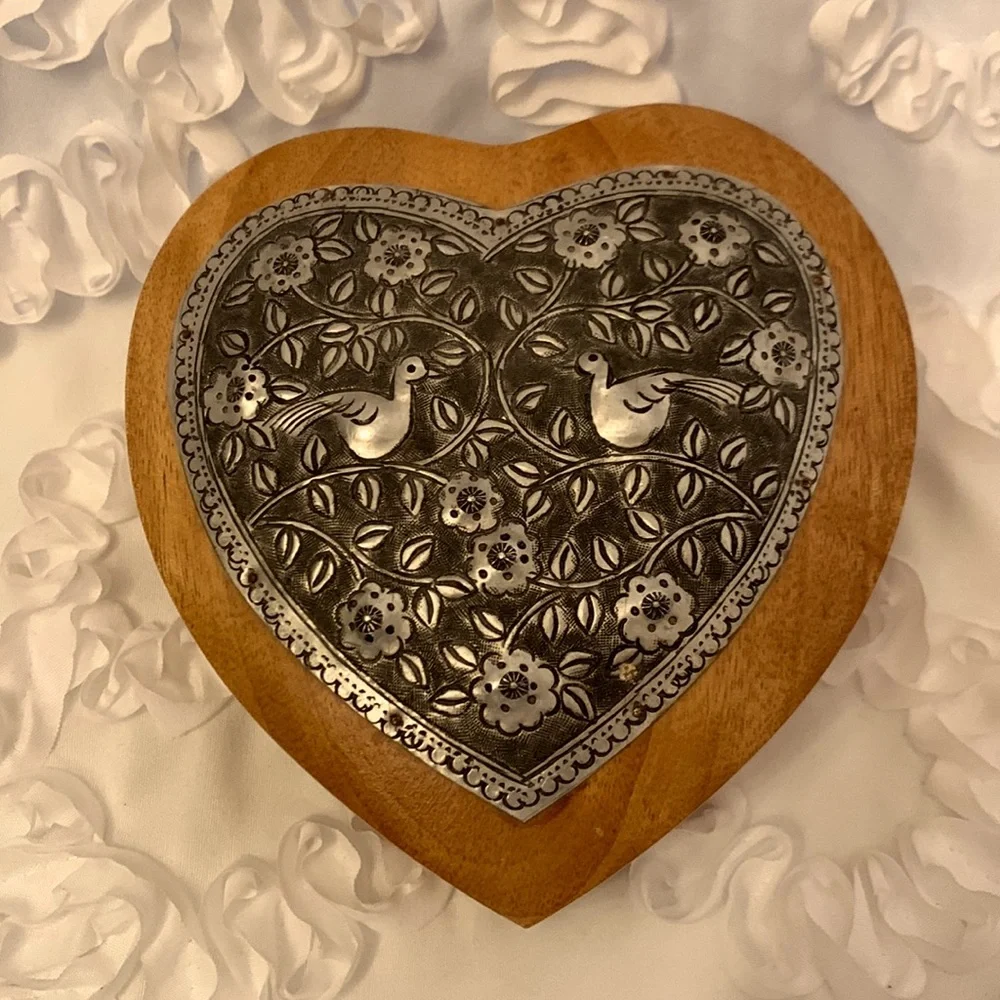 Wooden Vtg Heart Trinket Box Metal Etching Floral with Birds No Hinges Thailand